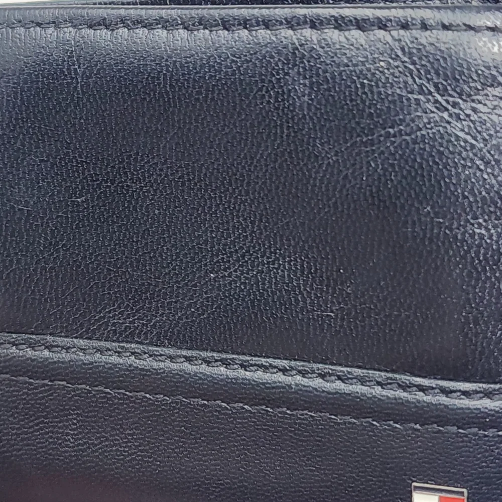Tommy Hilfiger Black Leather RFID Protection Wallet